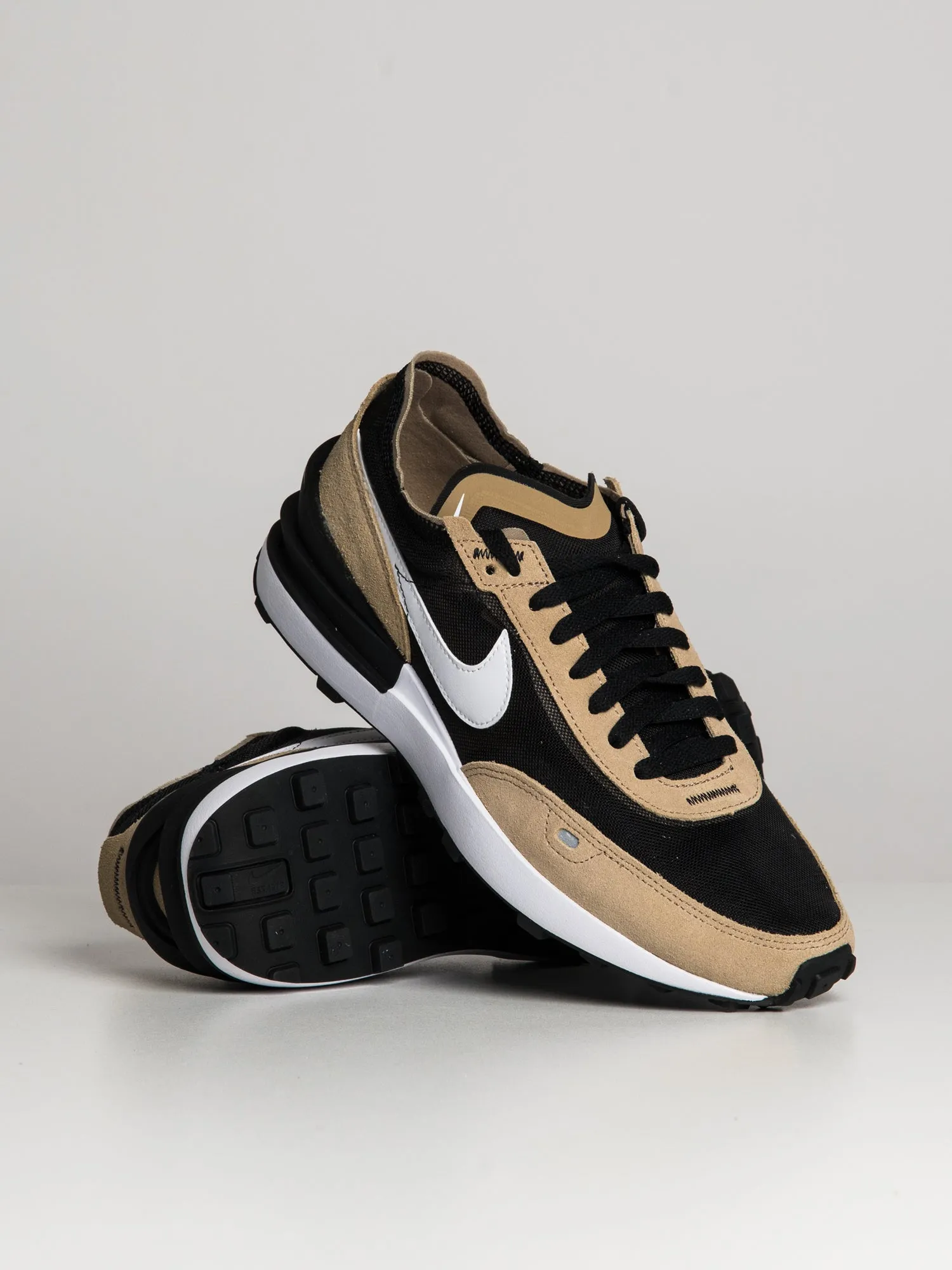 MENS NIKE WAFFLE ONE SNEAKER