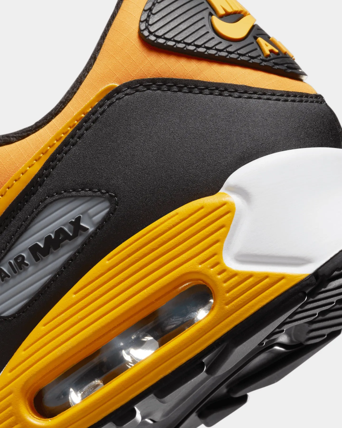 Nike Air Max 90 Kumquat/University Black