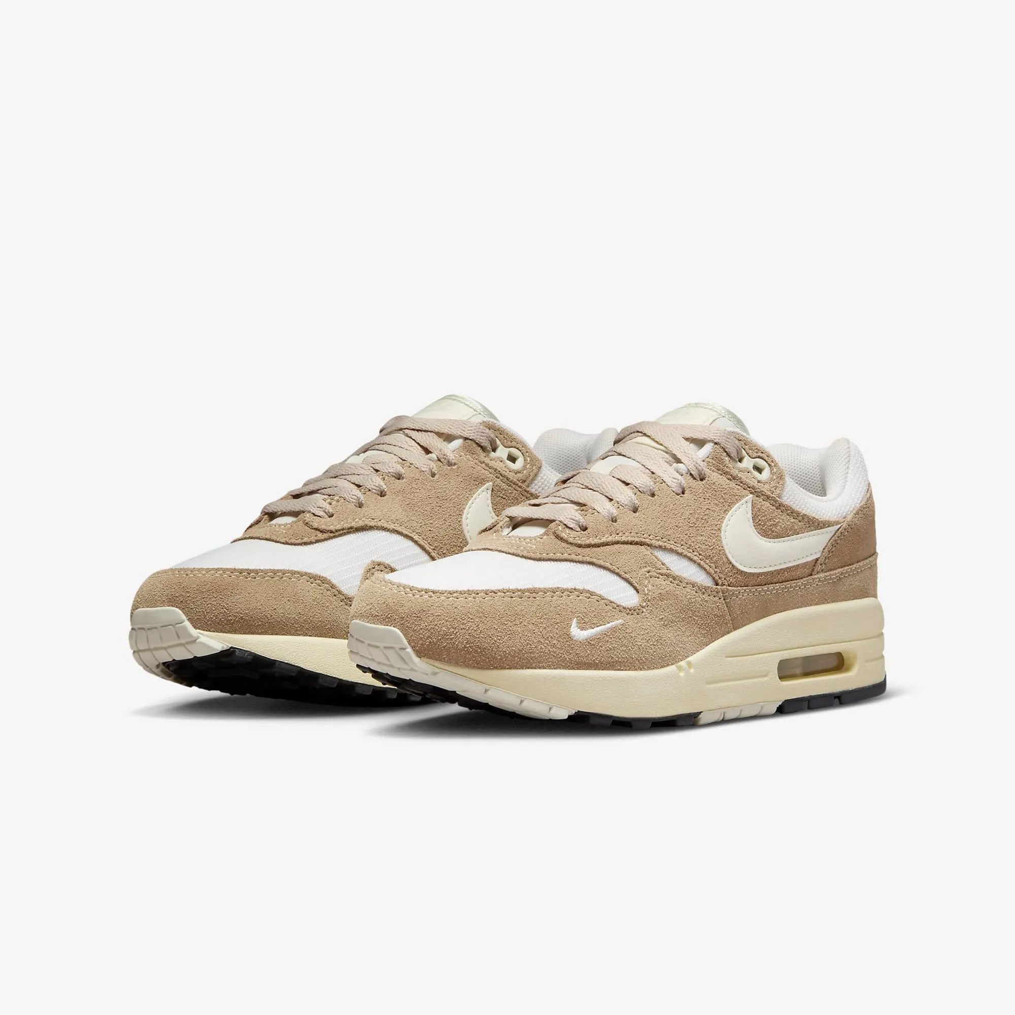 Nike | WMN'S AIR MAX 1 '87 SE { SAIL/KHAKI-COCONUT MILK-LT OREWOOD BRN