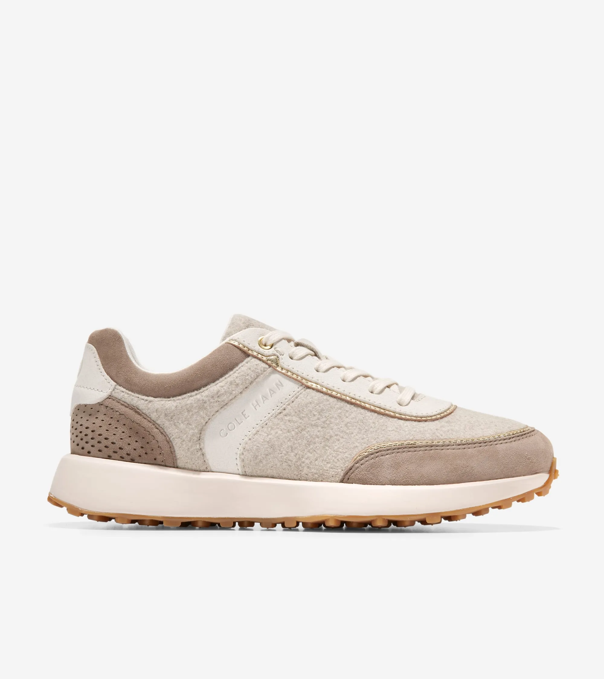 Women's GrandPrø Wellesley Runner Sneakers